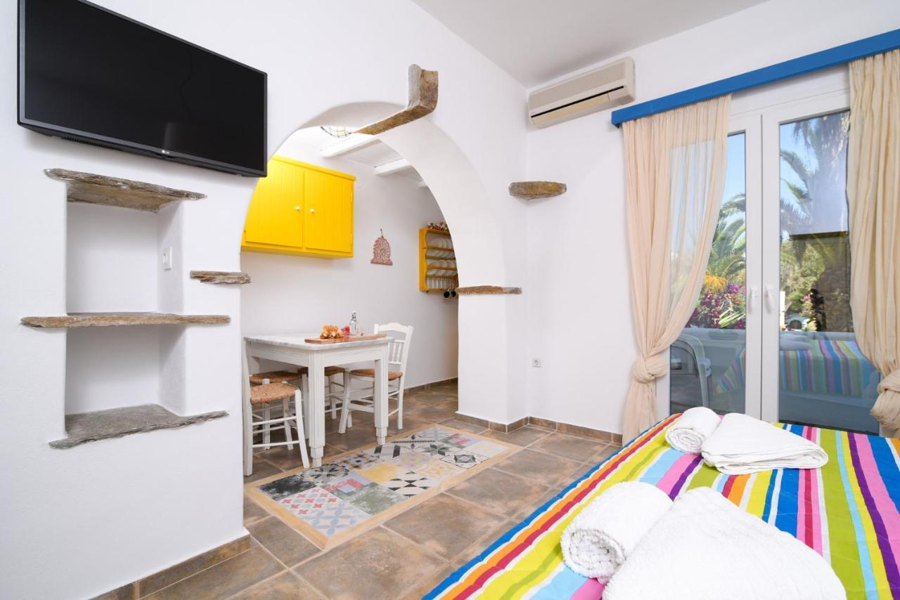 Golden Beach Studios & Suites Tinos Exterior foto