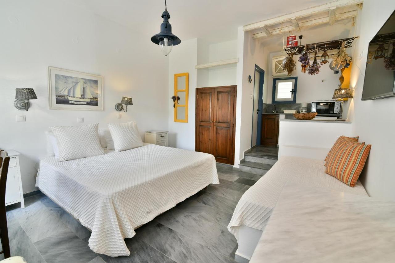 Golden Beach Studios & Suites Tinos Exterior foto